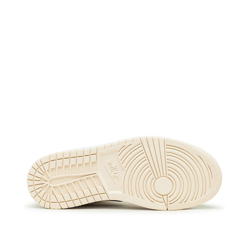 Air Jordan WMNS 1 Mid (Cream / Black / White)